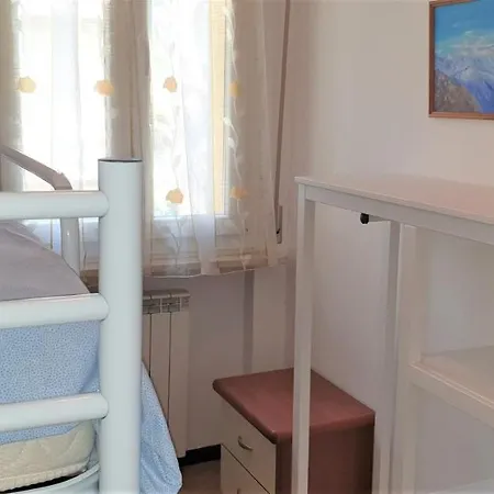 R11 - Con Ampio Terrazzo Apartament Marcelli