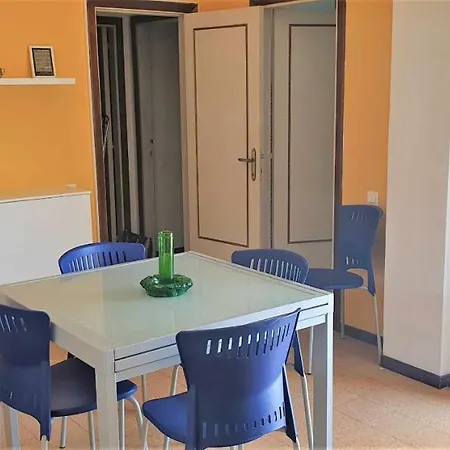 R11 - Con Ampio Terrazzo アパート *